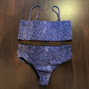 Acacia swimwear large Rhodes top medium duke bottom